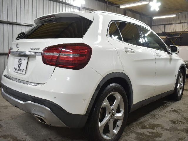 MERCEDES BENZ GLA class