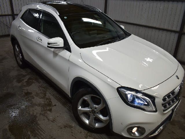 MERCEDES BENZ GLA class