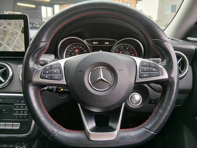 MERCEDES BENZ CLA Shooting Brake