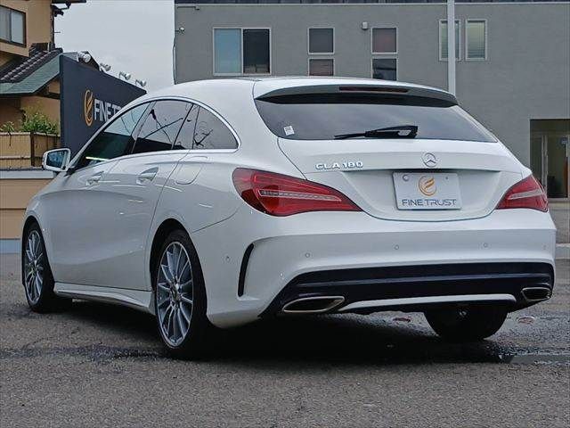 MERCEDES BENZ CLA Shooting Brake
