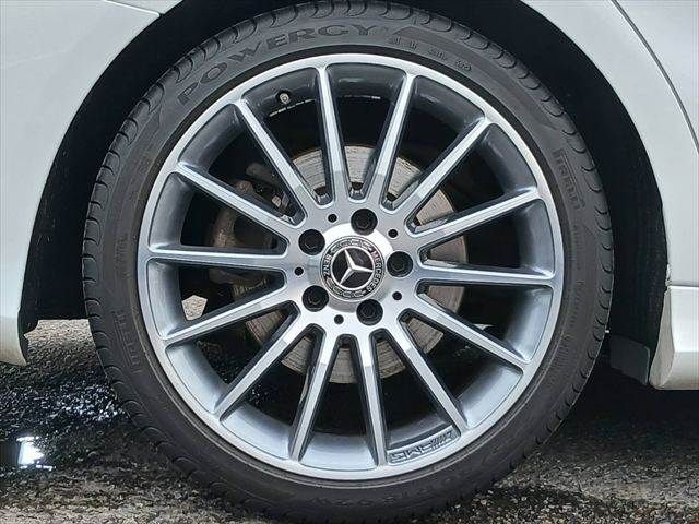 MERCEDES BENZ CLA Shooting Brake