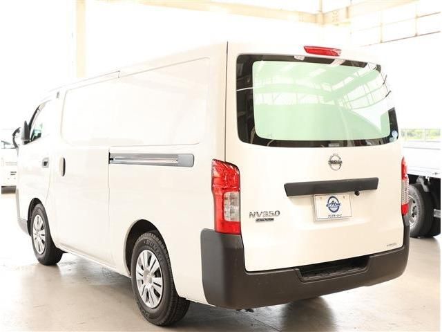 NV350 CARAVAN 1.2t