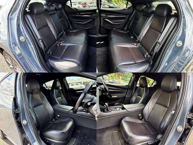 MAZDA3 FASTBACK