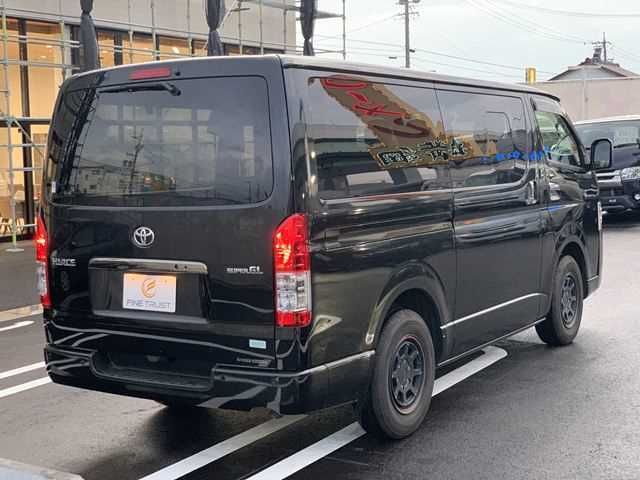HIACE van 2WD