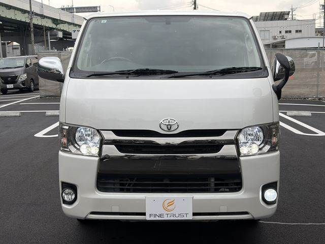HIACE van 2WD