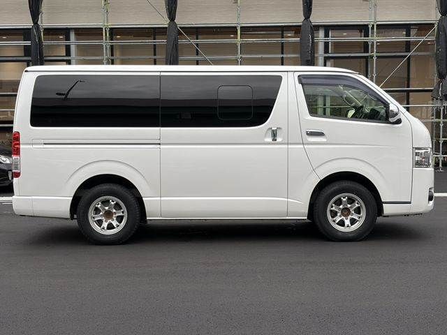 HIACE van 2WD