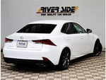 LEXUS IS200t