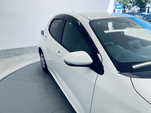YARIS HYBRID