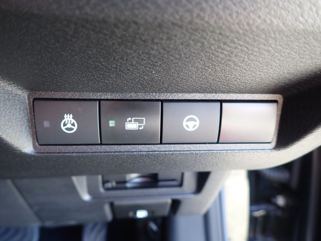 AURA