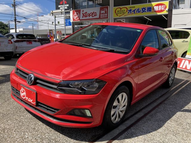 VOLKSWAGEN POLO