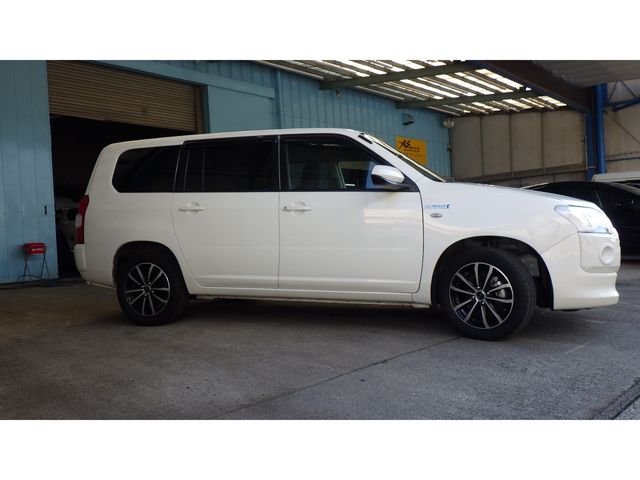 PROBOX van HYBRID