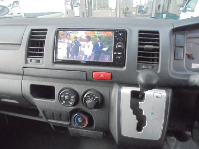 REGIUSACE van 1.2t 2WD