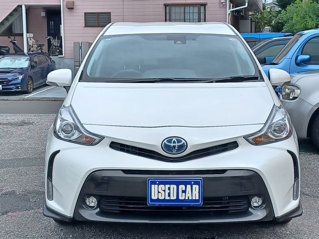 PRIUS Alpha