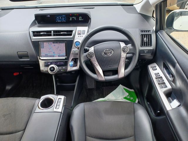 PRIUS Alpha