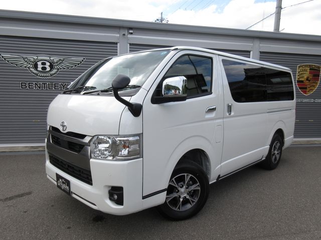 HIACE van 4WD
