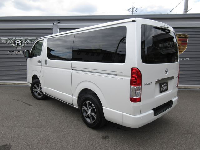 HIACE van 4WD