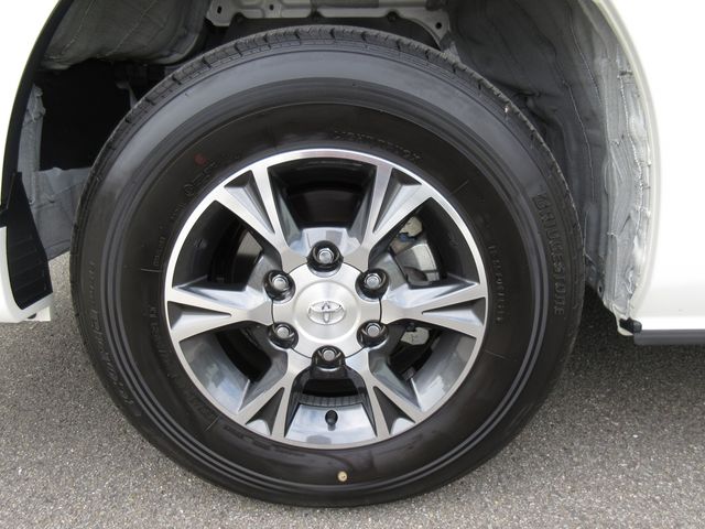 HIACE van 4WD