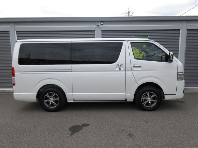 HIACE van 4WD