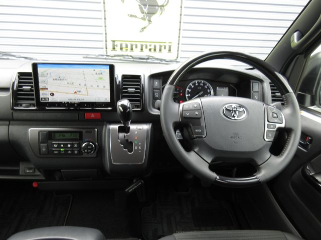 HIACE van 4WD