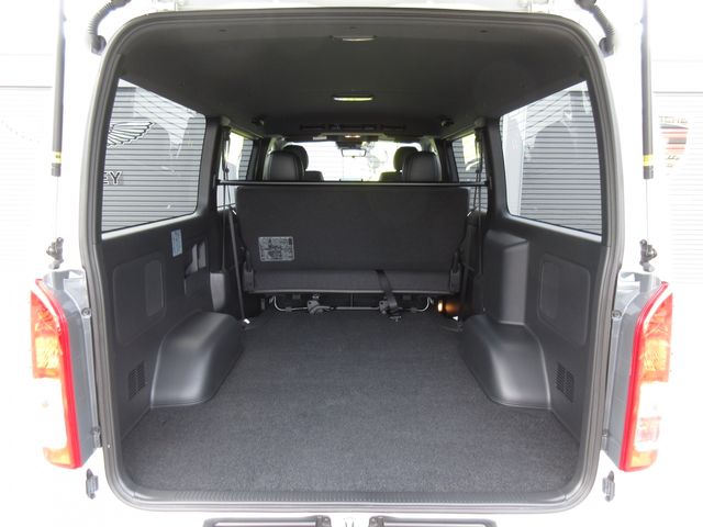 HIACE van 4WD
