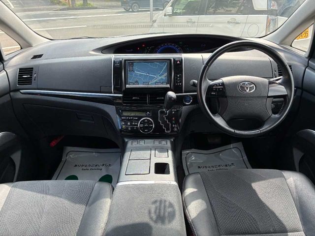 ESTIMA HYBRID 4WD