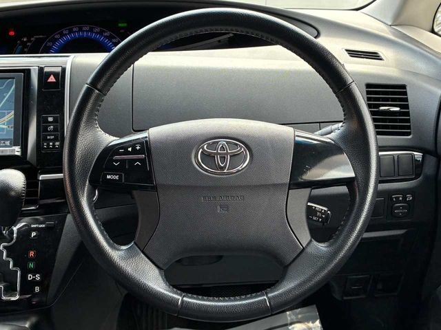 ESTIMA HYBRID 4WD