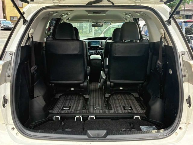 ESTIMA HYBRID 4WD