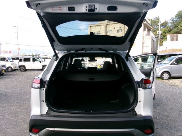 COROLLA CROSS