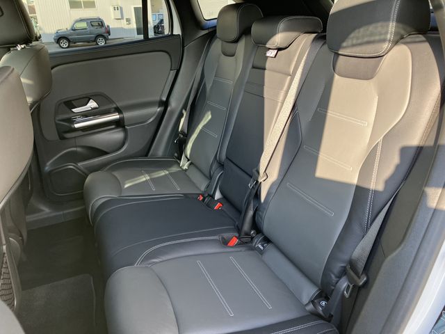 MERCEDES BENZ GLA class