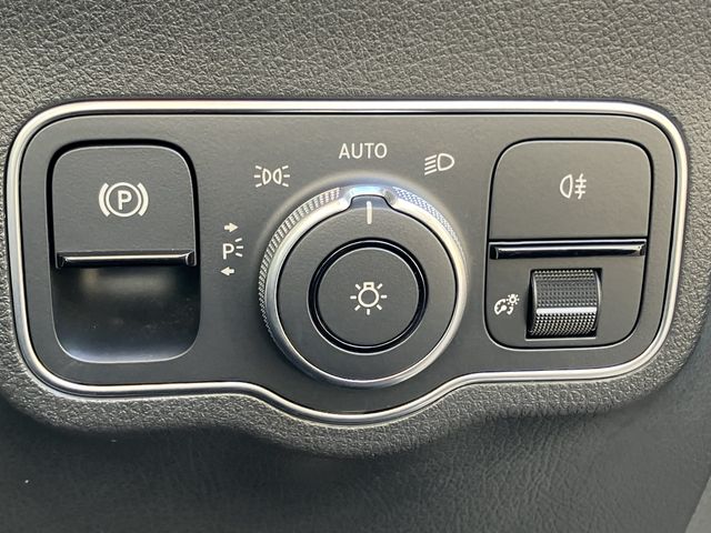 MERCEDES BENZ GLA class