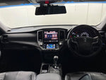 CROWN sedan hybrid