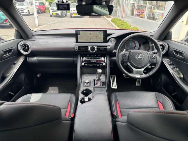 LEXUS IS350