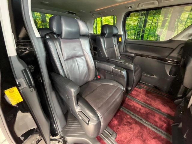 VELLFIRE  HYBRID 4WD
