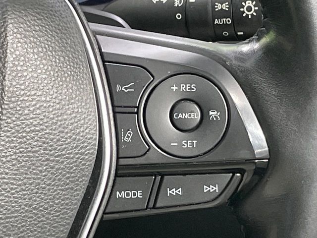 CROWN sedan hybrid