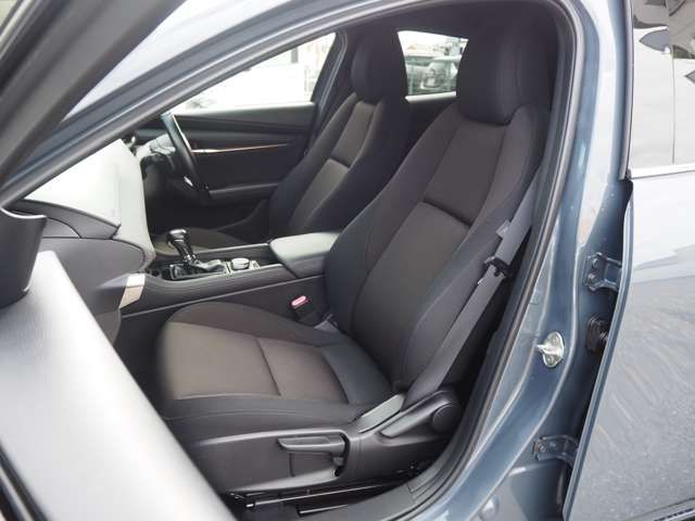 MAZDA3 FASTBACK