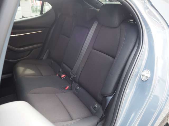 MAZDA3 FASTBACK