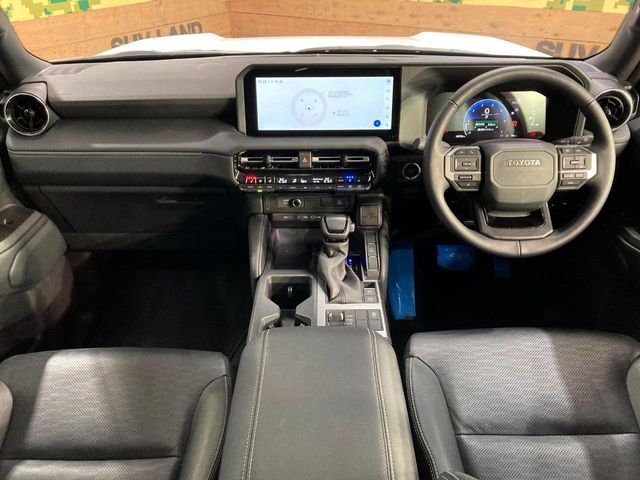 LANDCRUISER 250