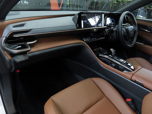 CROWN ESTATE 4WD