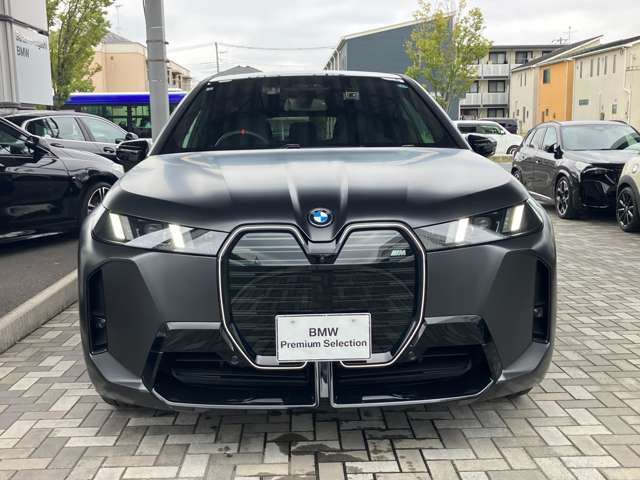 BMW iX