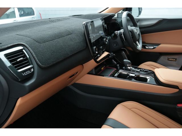 LEXUS NX350h AWD