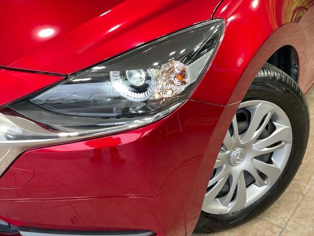 MAZDA2