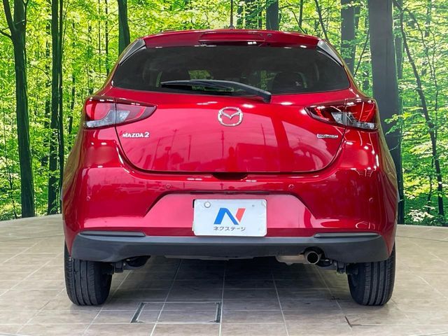 MAZDA2
