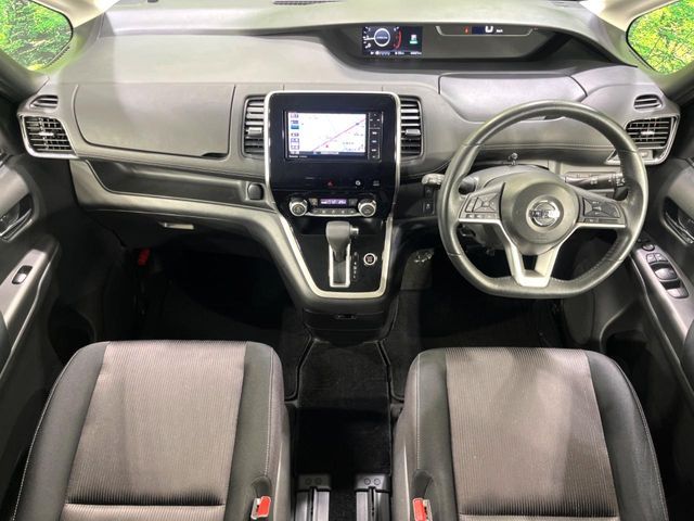 SERENA  S-HYBRID 4WD