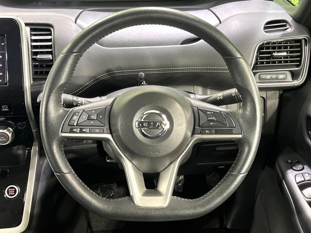 SERENA  S-HYBRID 4WD