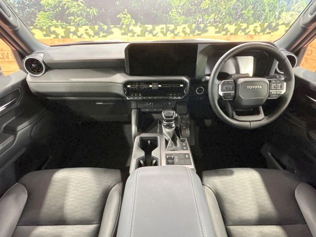 LANDCRUISER 250