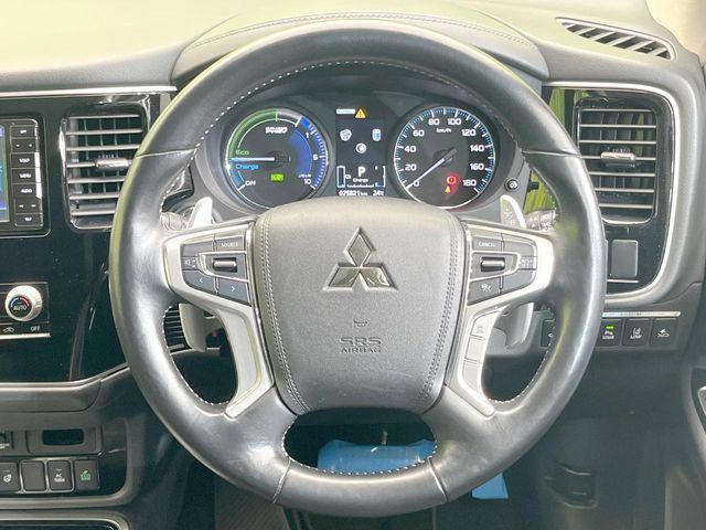 OUTLANDER PHEV
