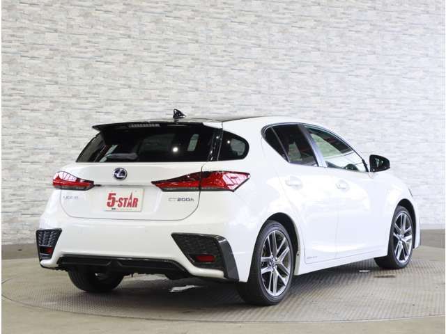LEXUS CT200h