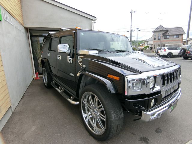 HUMMER H2