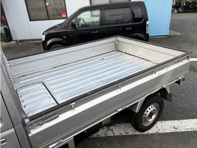 CARRY truck