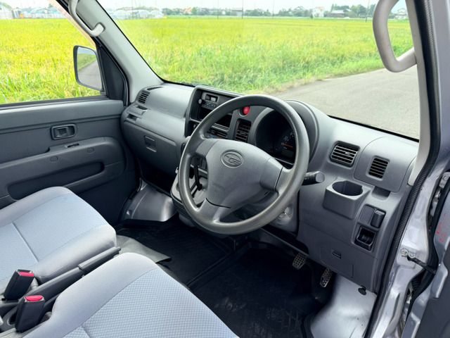 SAMBAR van